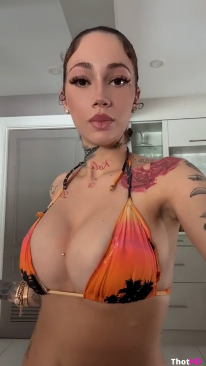 Bhad Bhabie Bath Drinking PPV Onlyfans video so Hot